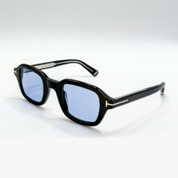 Lunettes de soleil Tom Ford noires à verres bleus à Bruxelles