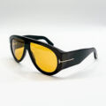 Lunettes de soleil Tom Ford noires oversize à verres jaunes à Bruxelles